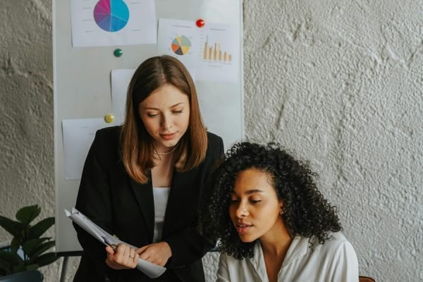 Storytelling vs. produktzentrierte Werbung: Kommunikationsstrategien im Kurzprofil